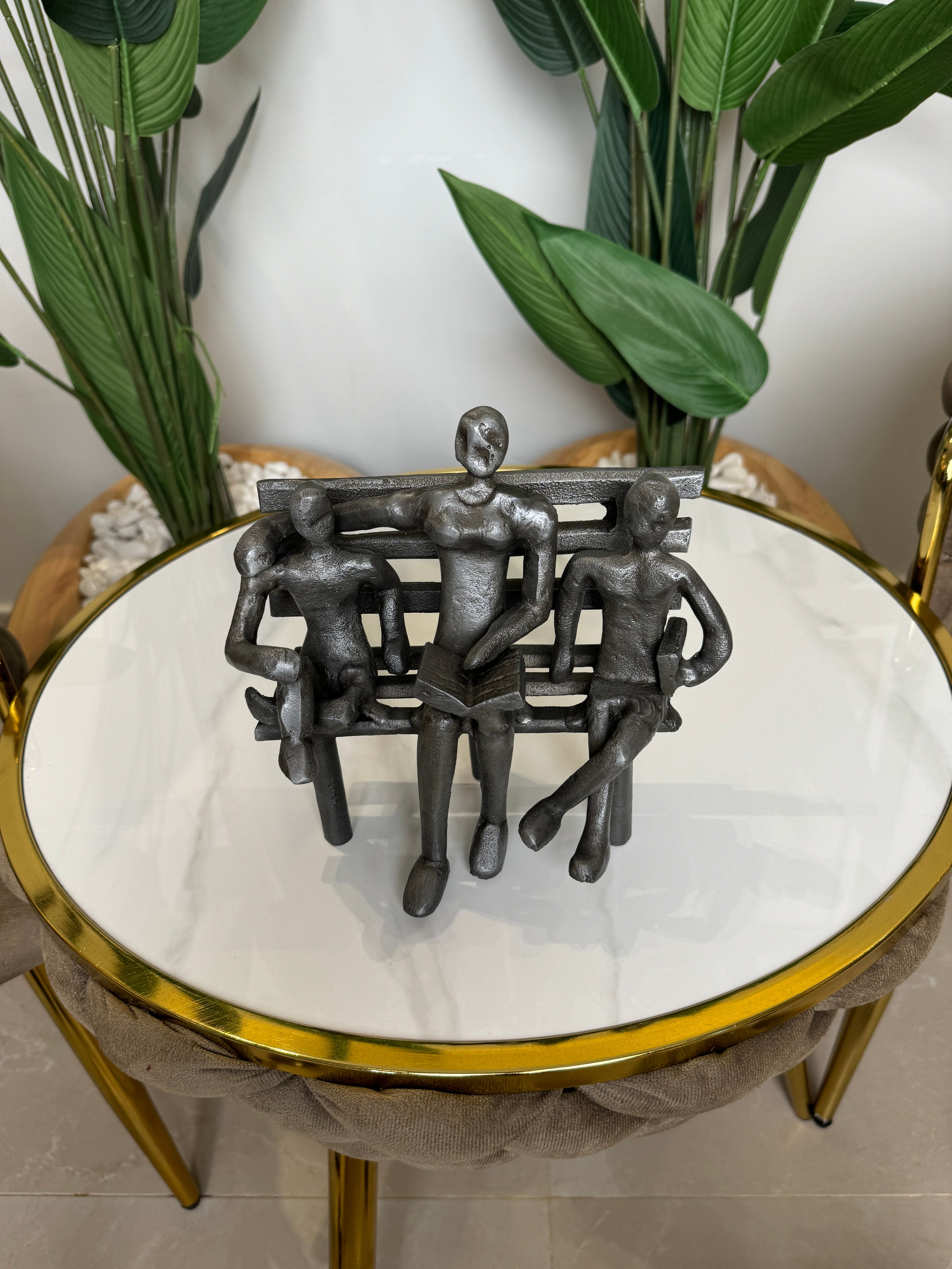 Élégante Figurine Familiale En Métal